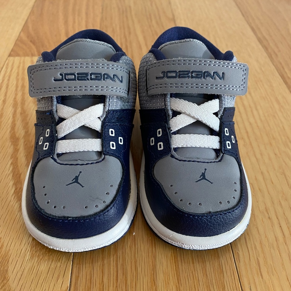Toddler Jordan Sneakers- Blue and Gray